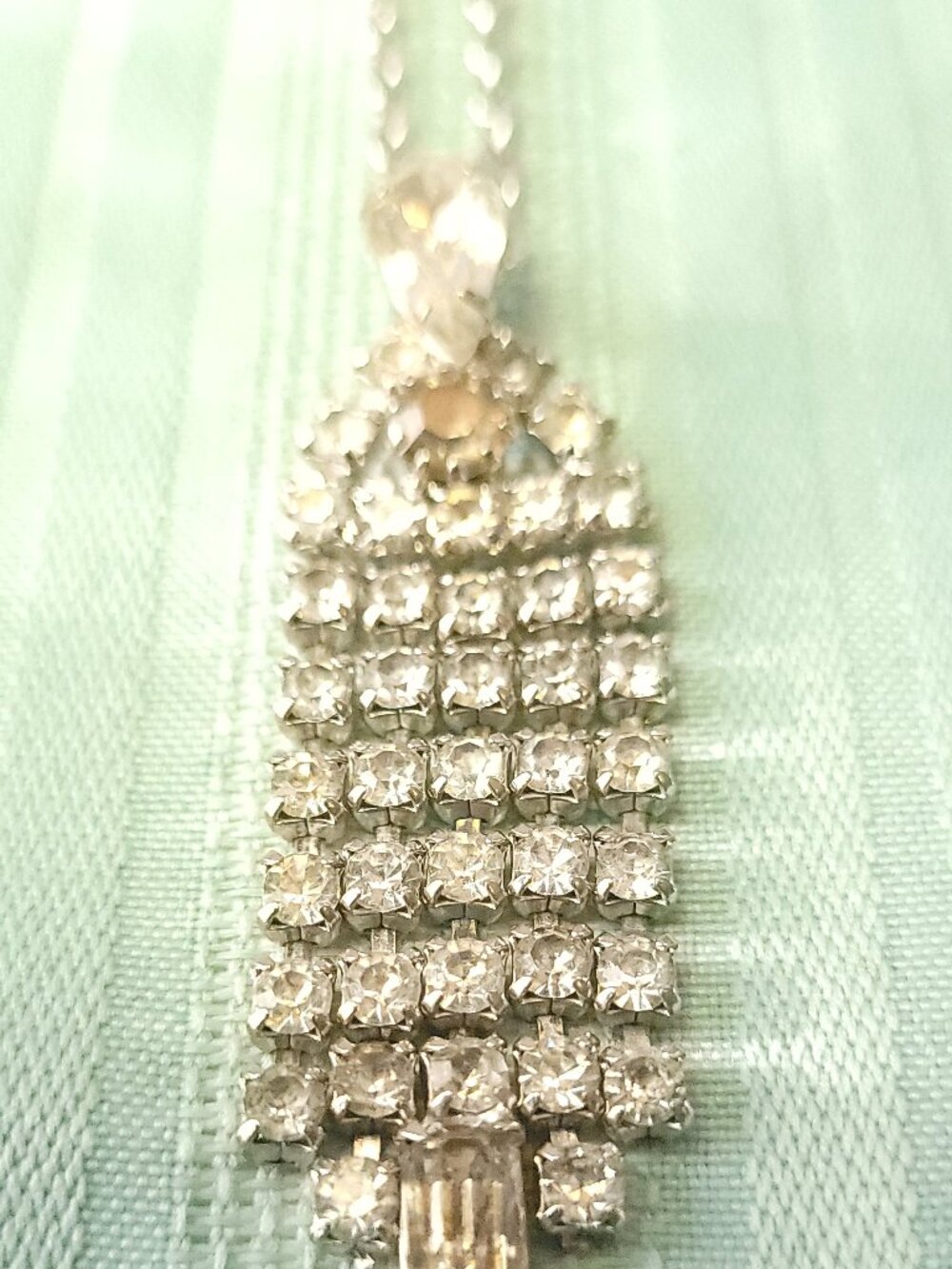 Circa 1950s Clear Rhinestone Waterfall Pendant Necklace Long Silver Tone Chain